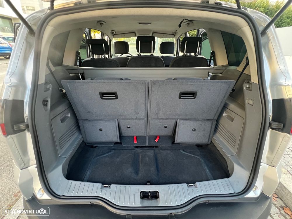 Ford S-Max 1.8 TDCi Titanium 7L - 18