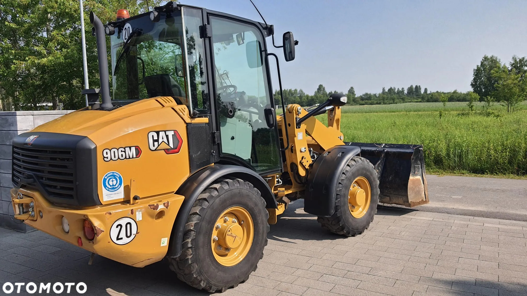 Caterpillar 906M - 7