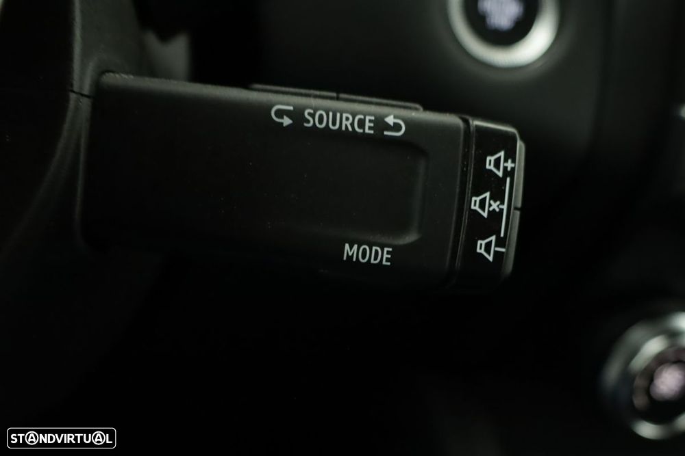 Renault Captur 1.0 TCe Techno Bi-Fuel - 19
