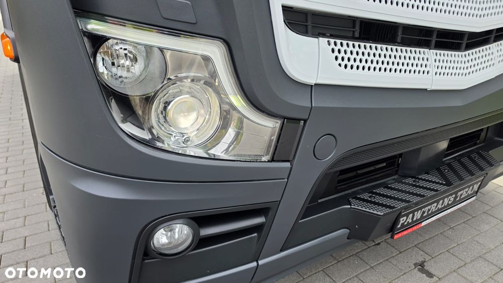 Mercedes-Benz ///ACTROS///MP5///1845/// 2021///PEŁNY ADR///GIGA SPACE CAB///SALONKA///XENON///ZABUDOWY MIĘDZYOSIOWE///KLIMATYZACJA POSTOJOWA///LEDY///VIRTUAL  COCPIT///STAN BARDZO DOBRY - 12