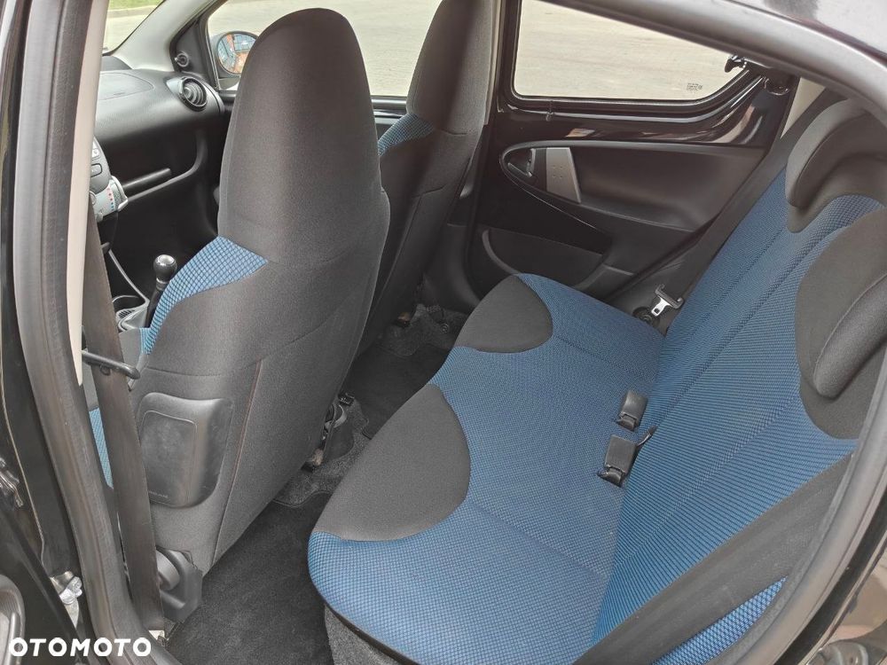 Toyota Aygo - 13