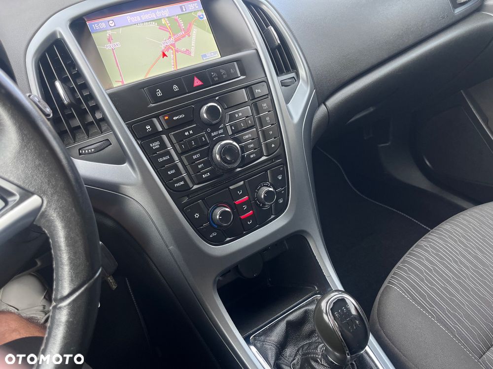 Opel Astra 1.4 T Cosmo - 11