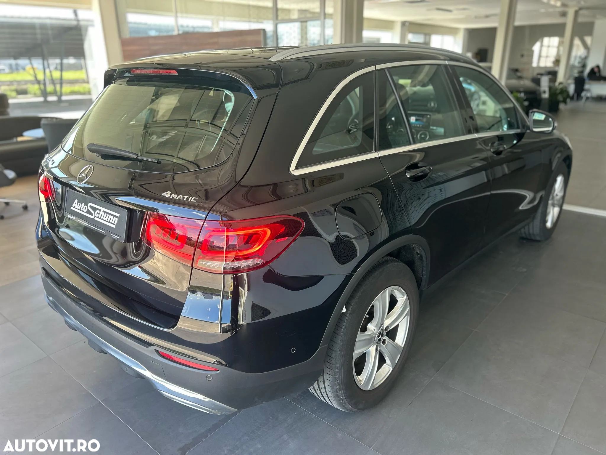 Mercedes-Benz GLC 220 d 4Matic 9G-TRONIC - 5