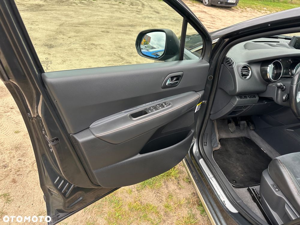 Peugeot 3008 PureTech 130 Stop & Start GPF Allure Pack - 21