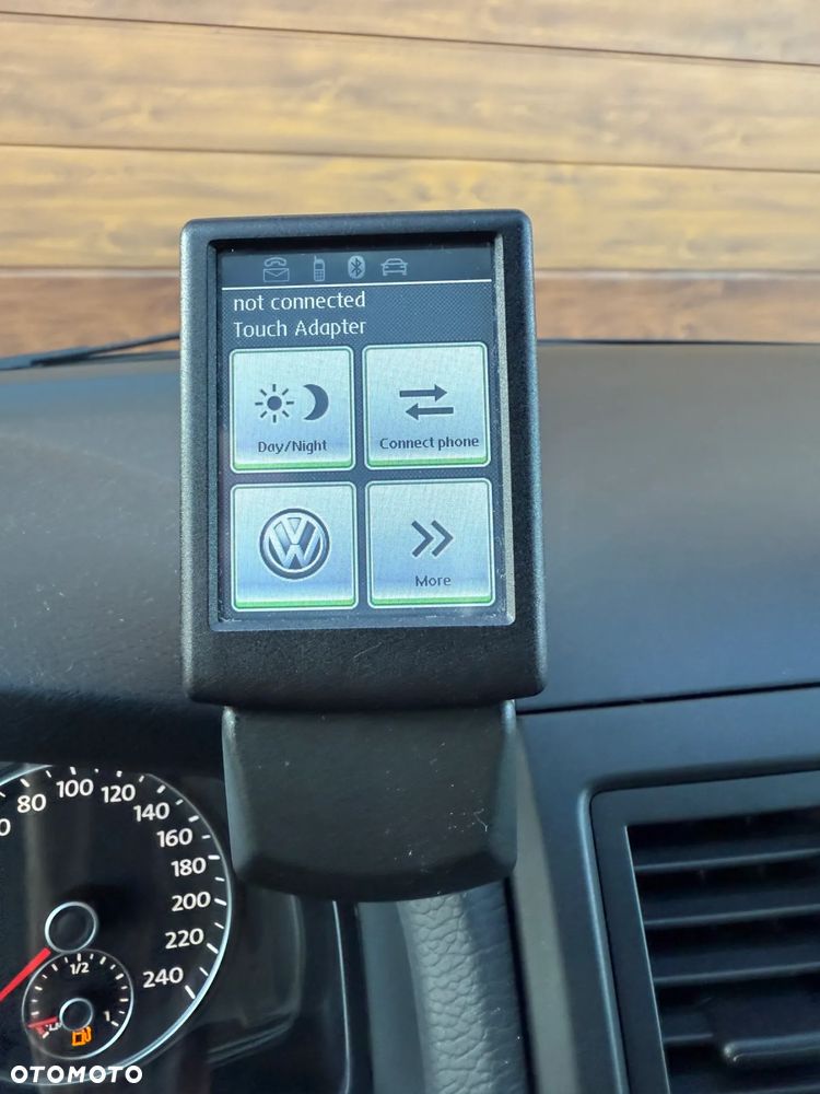 Volkswagen Multivan - 21