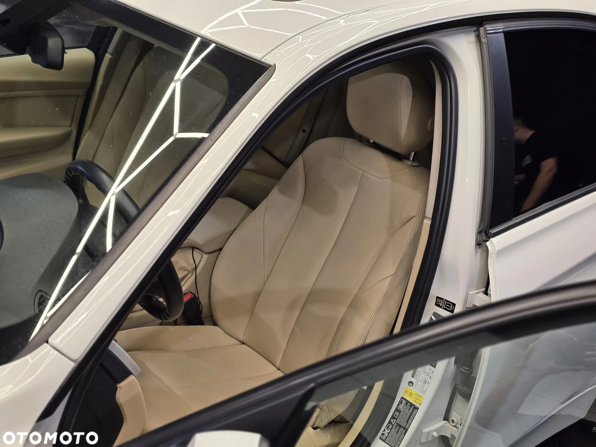 BMW Seria 3 328i xDrive - 12