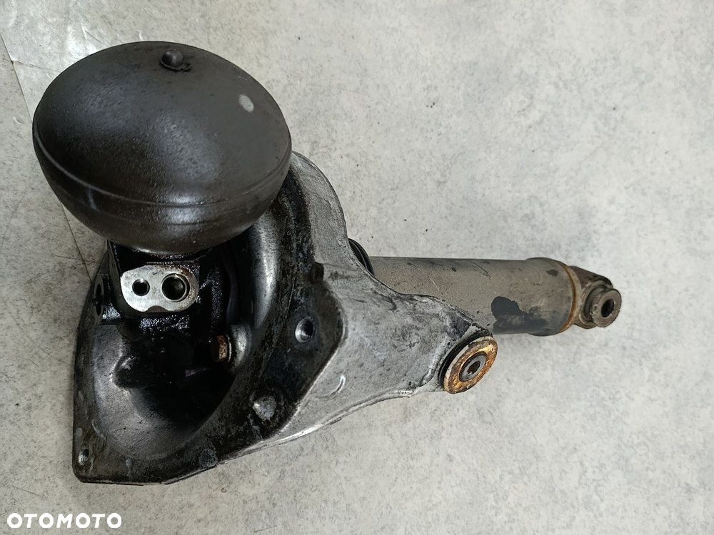 AMORTYZATOR PNEUMATYCZNY PRAWY PRZÓD CITROEN C5 III 9674996780 1.6 THP - 9