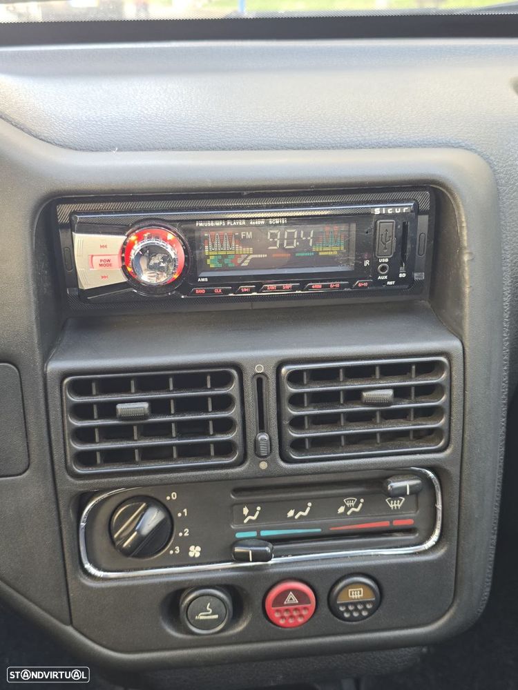 Peugeot 106 1.0 Green - 12