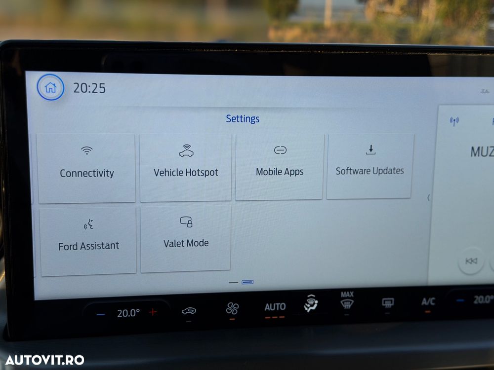 FORD Focus 2023 — imagine 21
