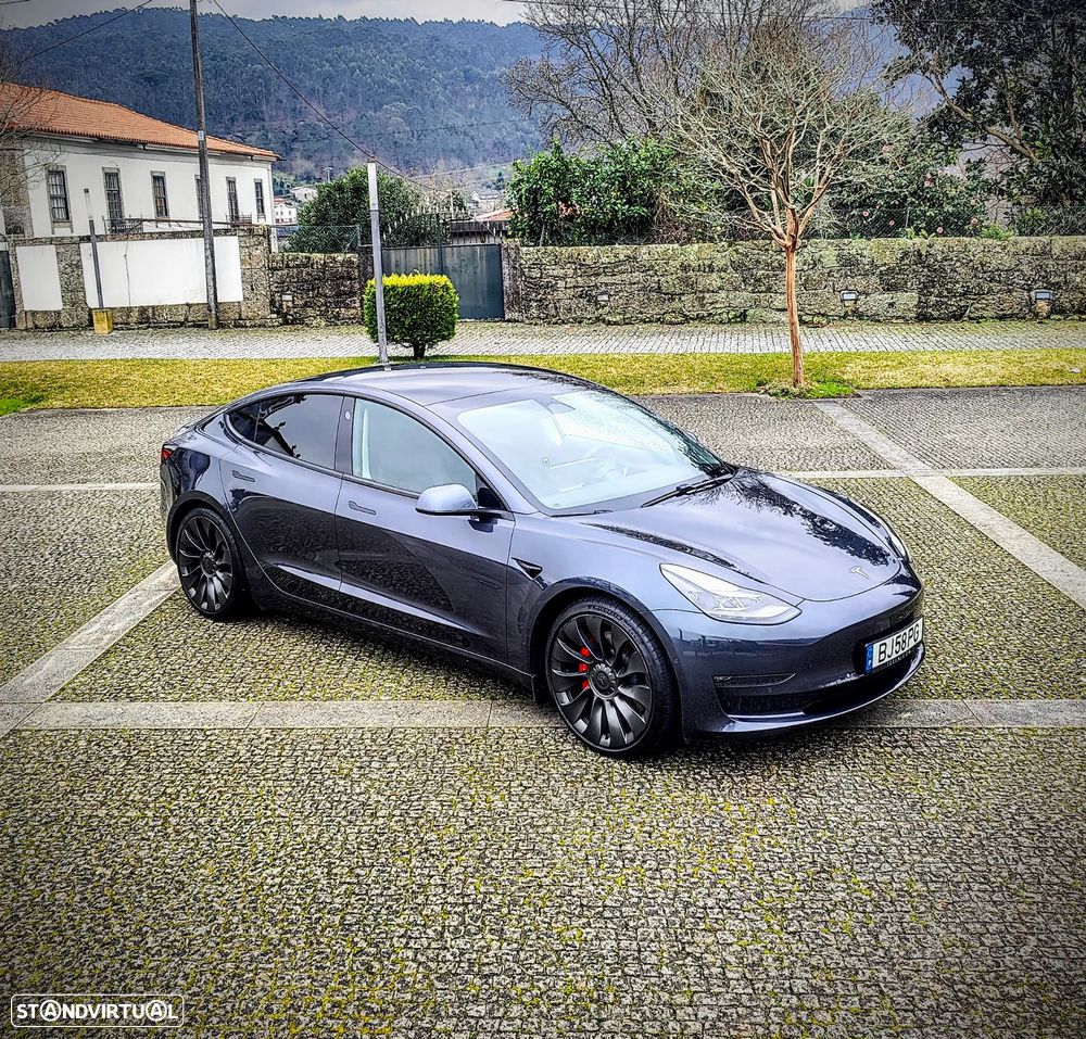 Tesla Model 3 Long Range AWD Dual Motor Performance - 32