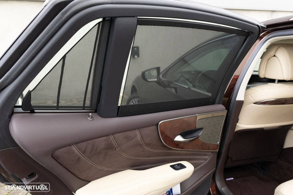 Lexus LS 500h Luxury Madeira Artesanal - 15