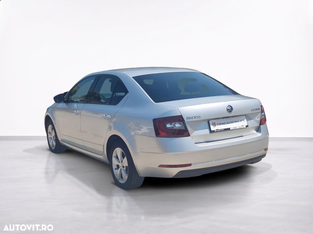 Skoda Octavia - 4