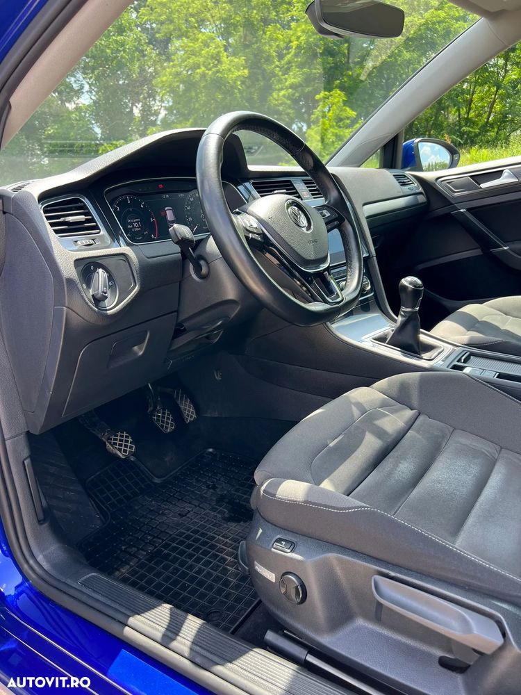 Volkswagen Golf 1.6 TDI Comfortline - 24