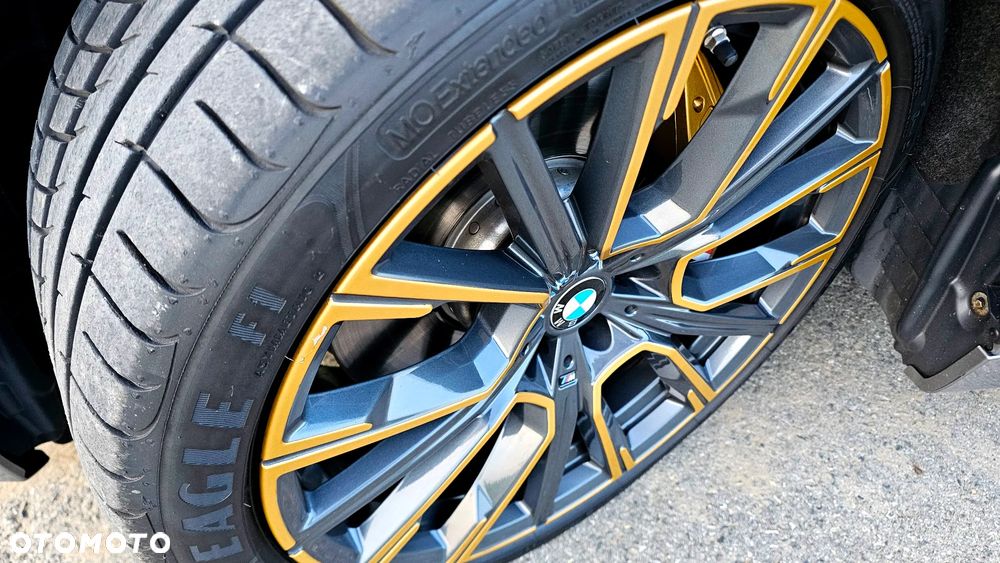 BMW Seria 7 745Le xDrive sport - 24