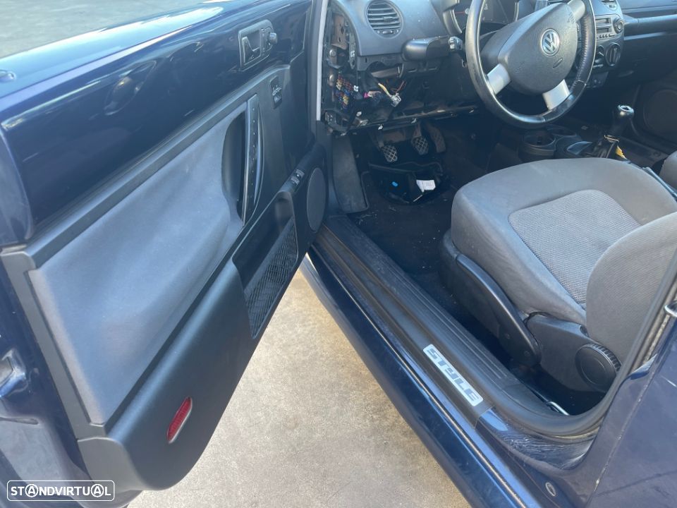 VW NEW BEETLE 1.9 TDI DE 2004 PARA PEÇAS - 5