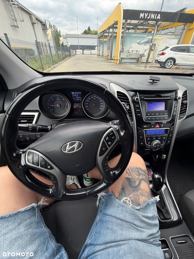 Hyundai i30 1.6 CRDi Premium - 13