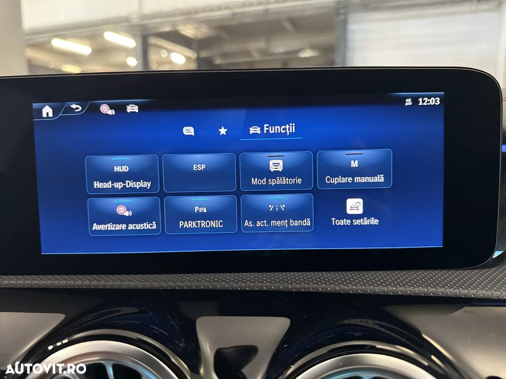 Mercedes-Benz CLA 220 - 21