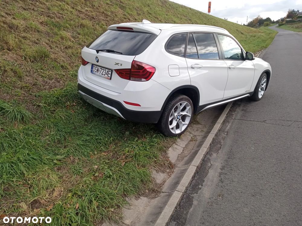 BMW X1 sDrive20d - 16