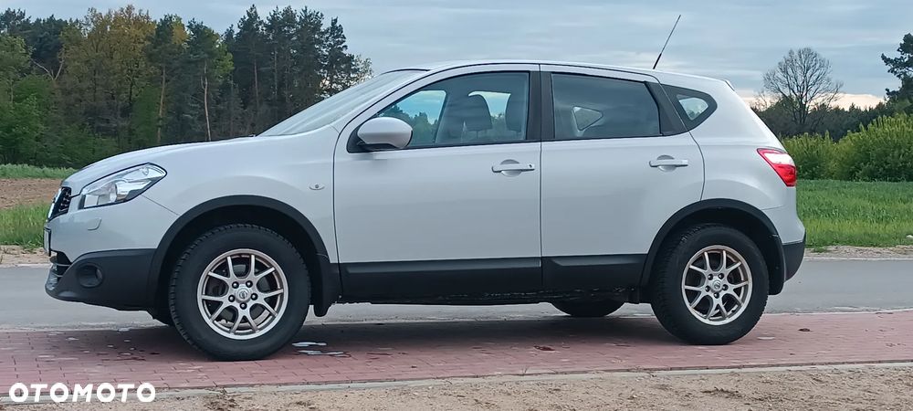 Nissan Qashqai 1.6 visia - 7