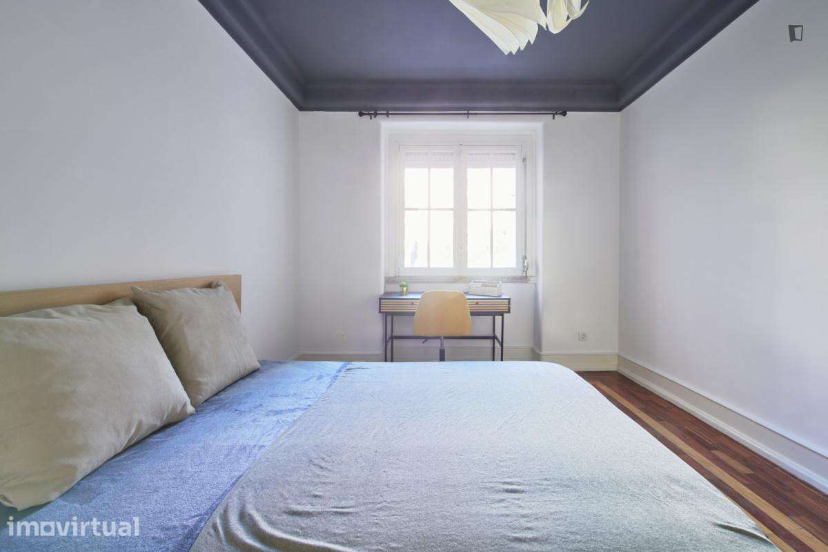 Quarto - localizado em Alameda Lisbon - Grande imagem: 4/28