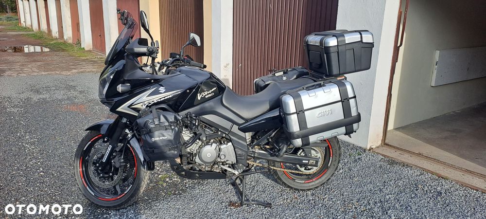 Suzuki V-STROM - 8