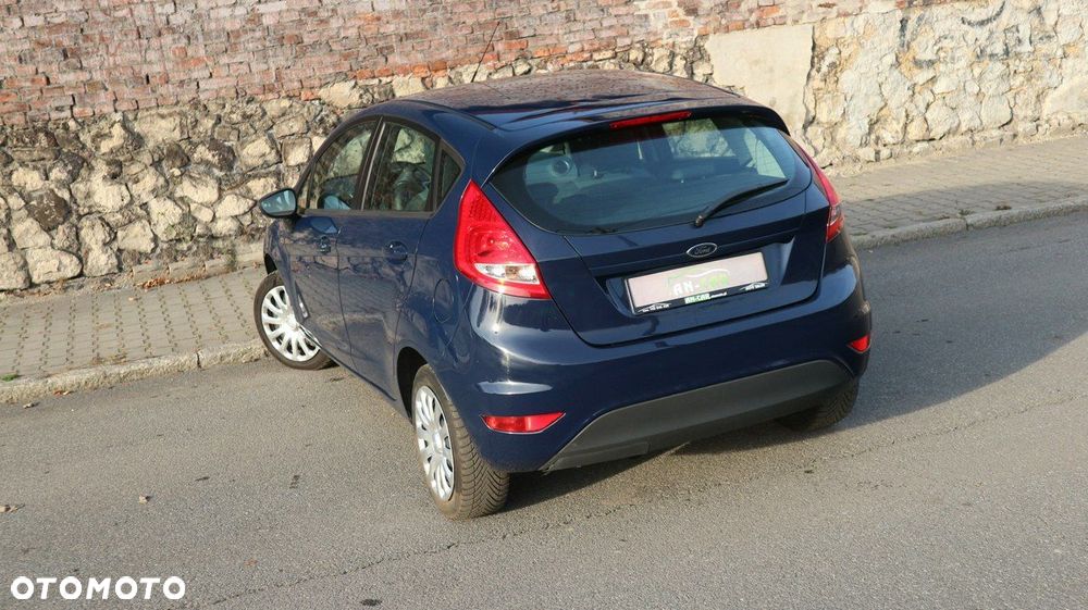 Ford Fiesta 1.25 Trend - 31