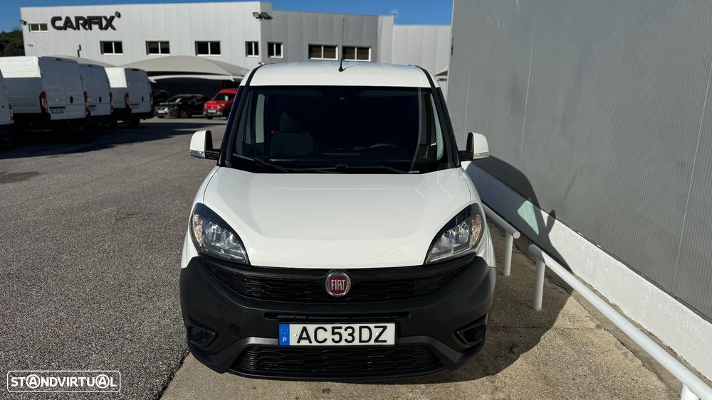 Fiat Doblo 1.3 MJet  3 Lugares A/C - 25