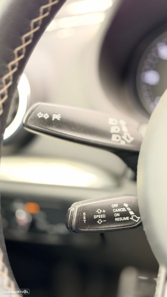 Audi A3 1.6 TDI S-line - 17