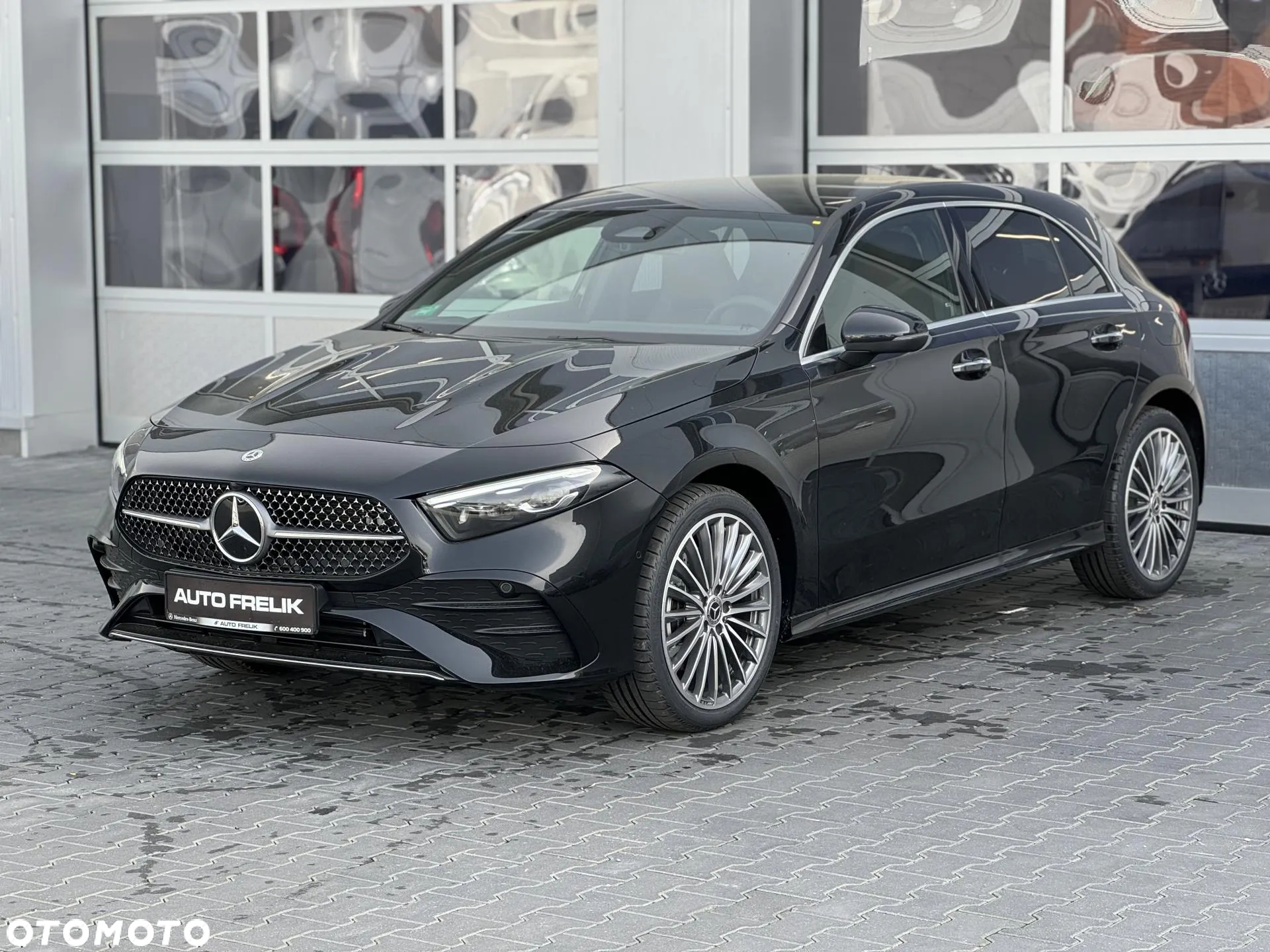 Mercedes-Benz Klasa A 250 e PHEV AMG Line 8G-DCT - 4