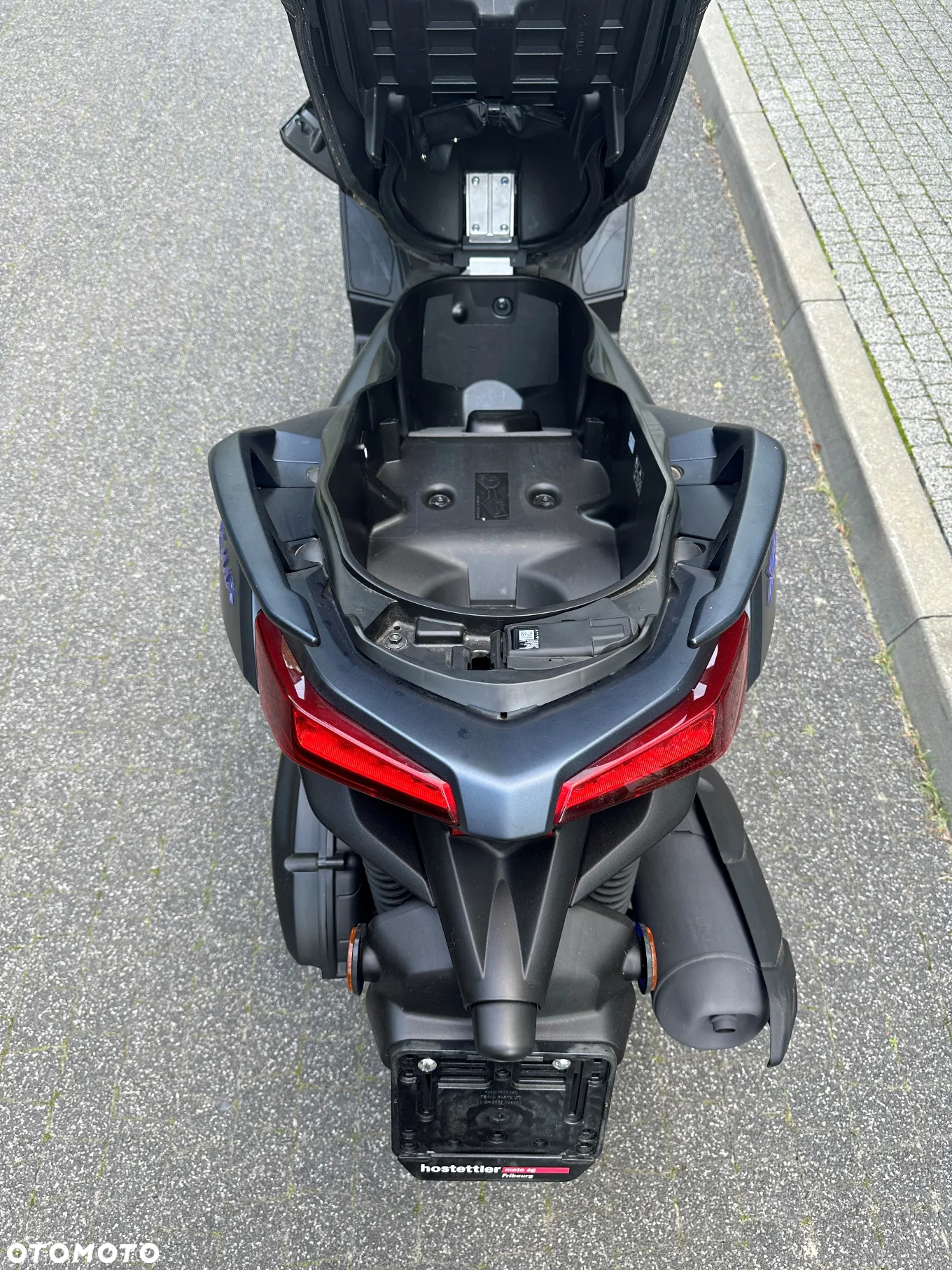 Yamaha X-max - 10
