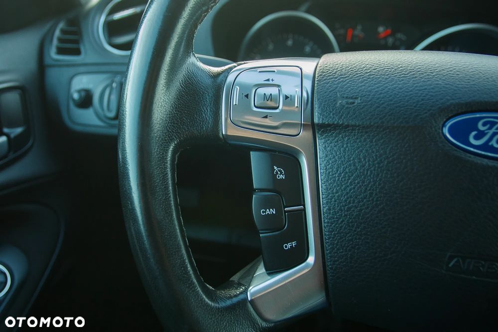 Ford S-Max 2.0 FF Titanium - 29