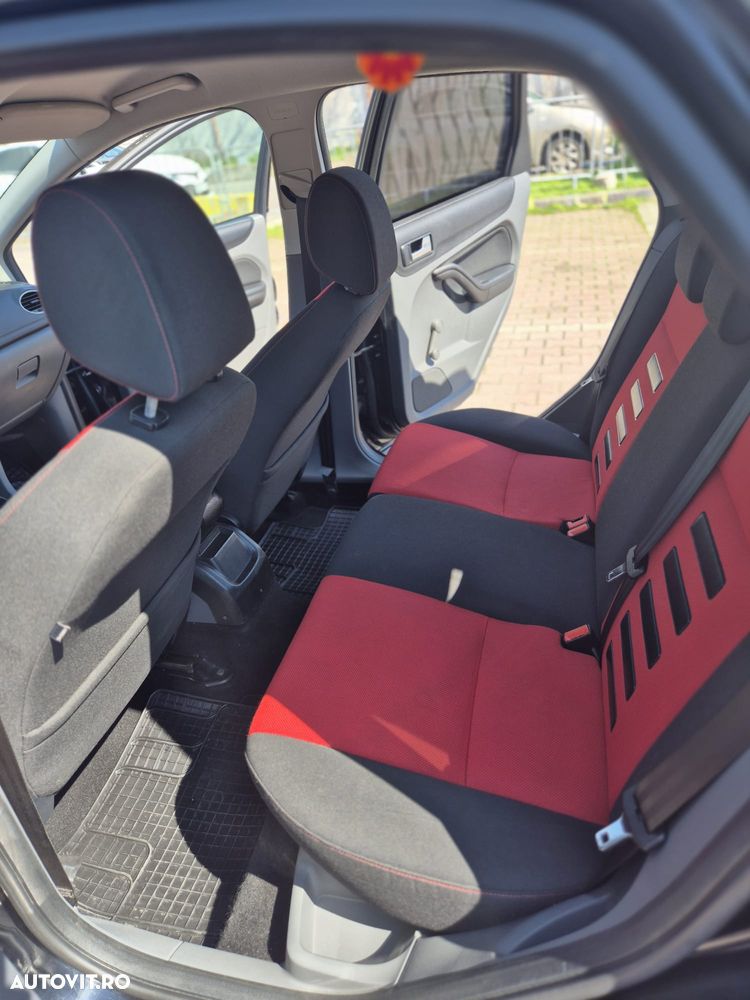 Ford Focus 1.6 TDCi Ambiente - 7