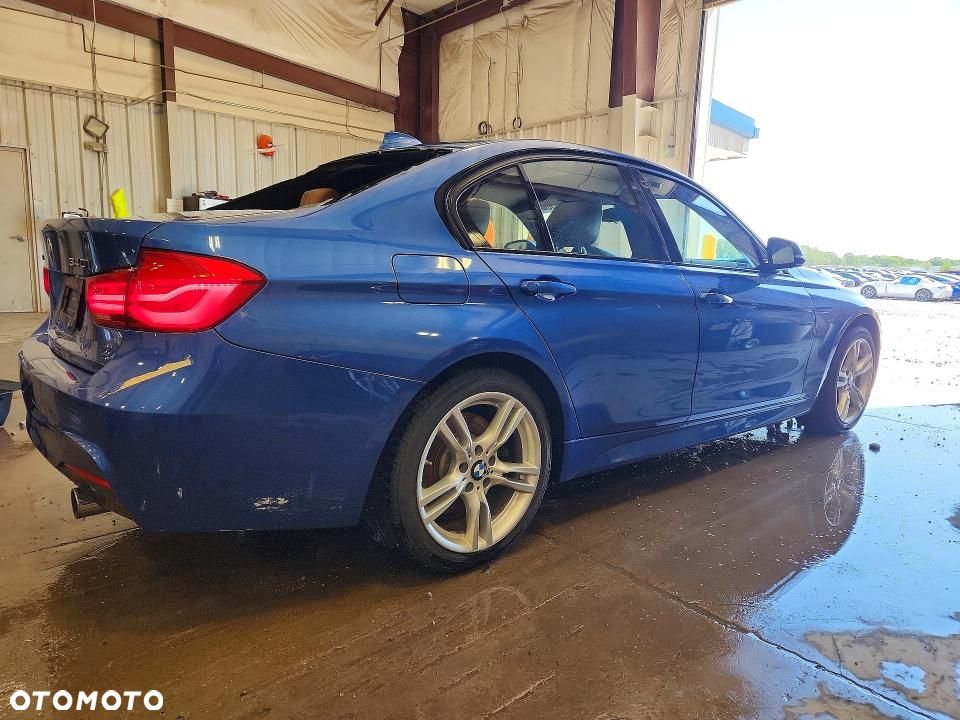 BMW Seria 3 340i xDrive M Sport - 3