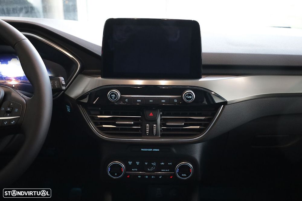 Ford Kuga 1.5 EcoBoost Titanium - 8