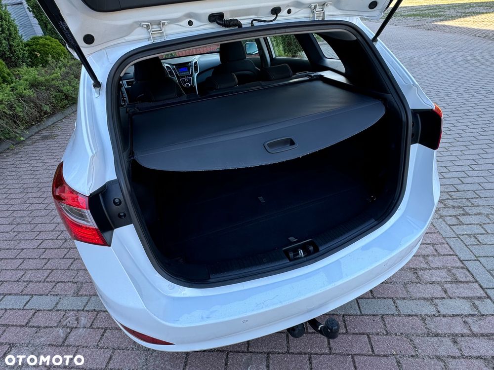 Hyundai i30 i30cw 1.6 CRDi Trend - 28