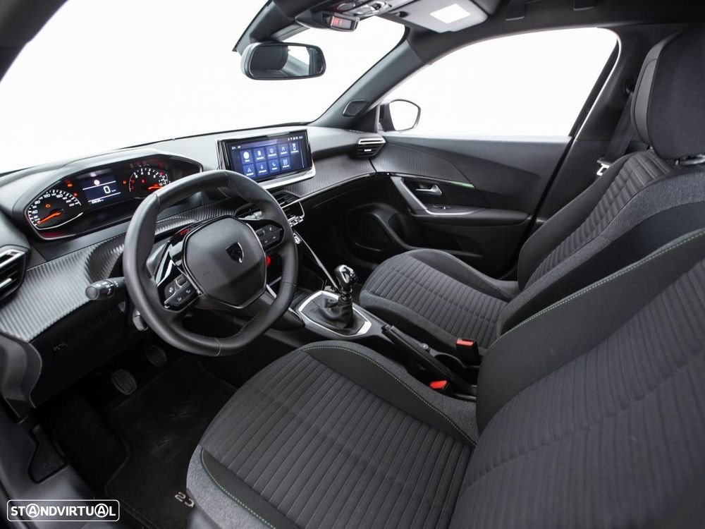 Peugeot 2008 1.2 PureTech Active — fotografia 6