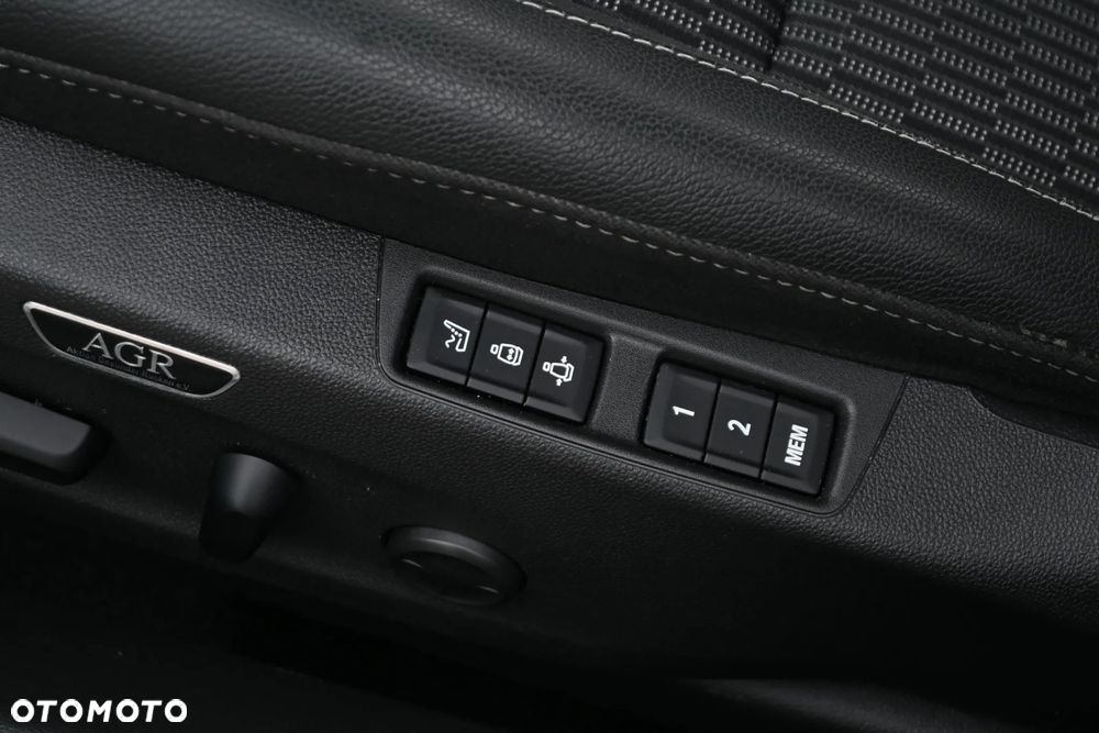 Opel Insignia - 27
