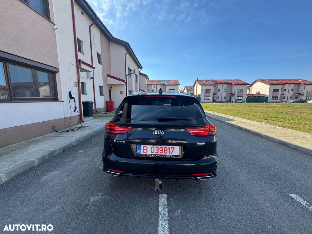 Kia Ceed - 16