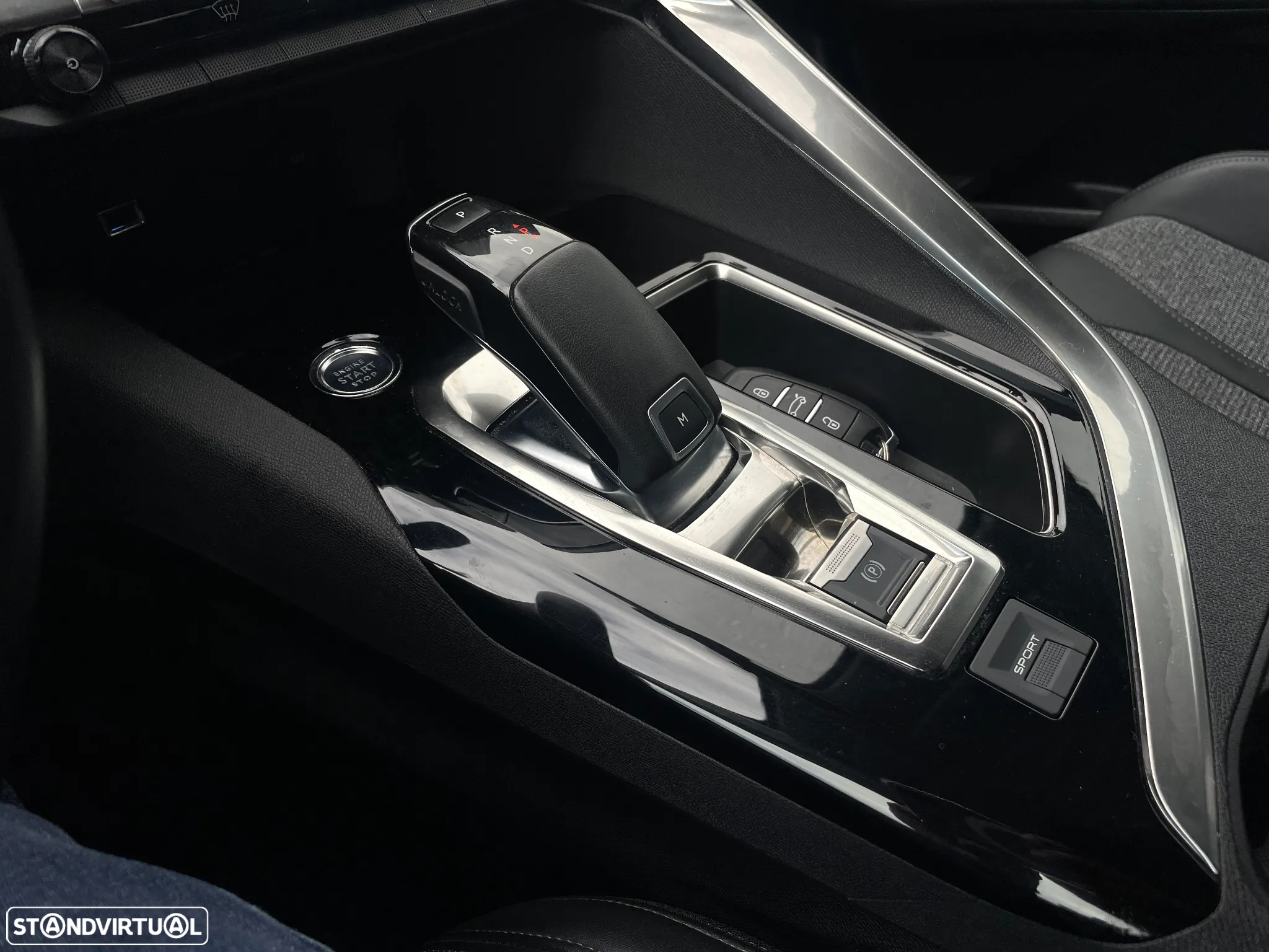 Peugeot 3008 1.2 PureTech Allure Pack EAT8 - 40