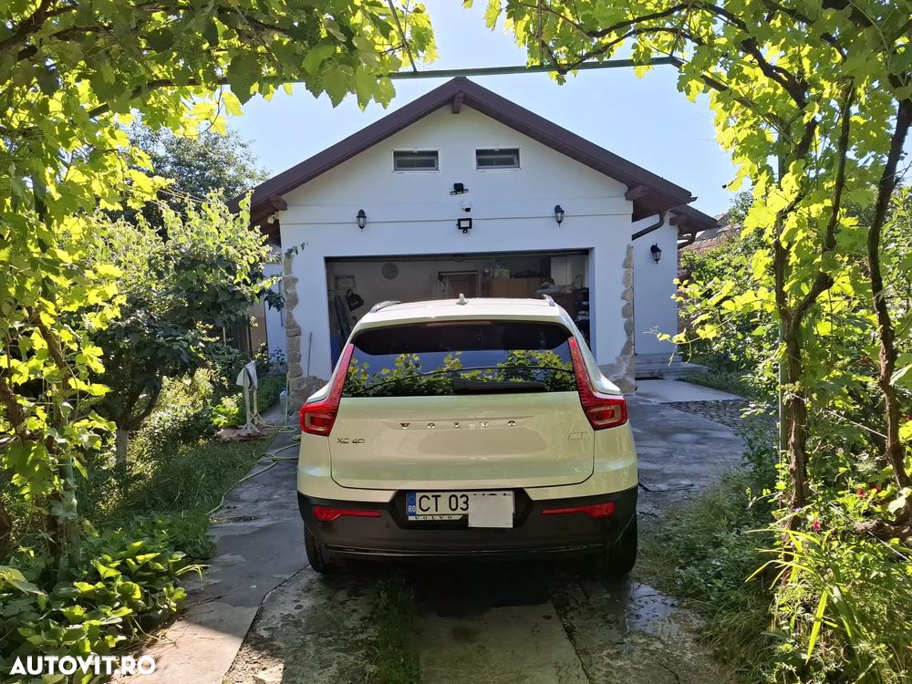Volvo XC 40 - 4