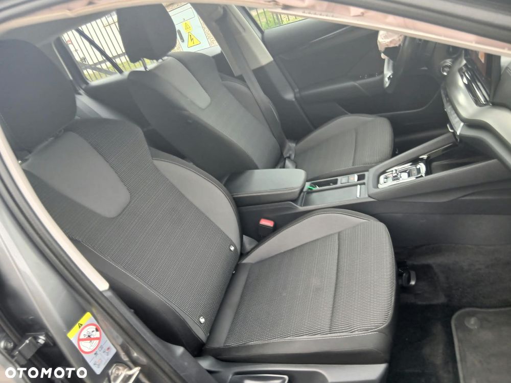 Skoda Octavia 2.0 TDI Sportline DSG - 23