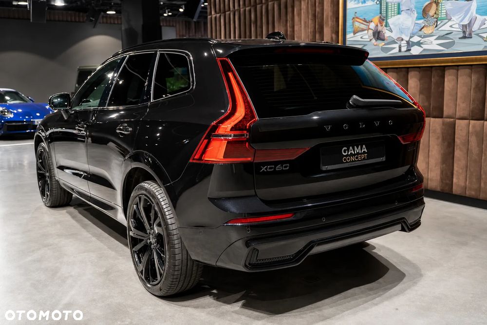 Volvo XC 60 B5 B AWD Ultra Black Edition - 5
