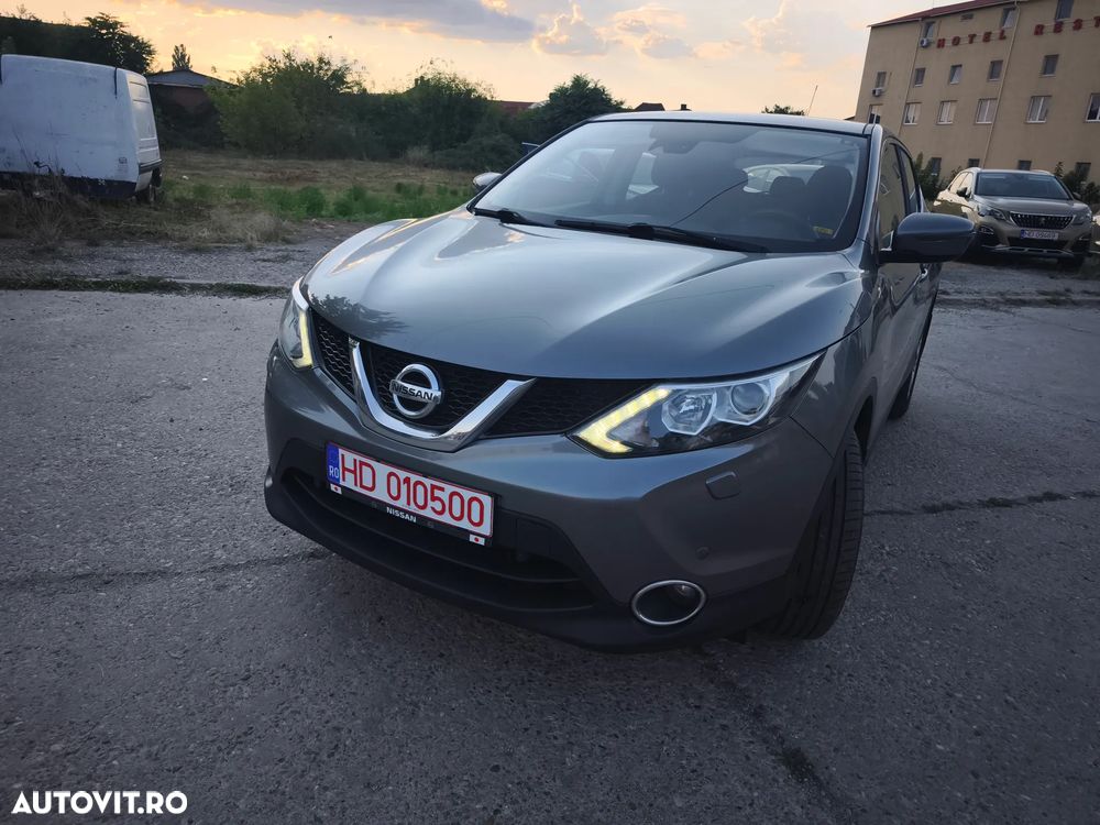 Nissan Qashqai 1.5 DCI TEKNA - 1