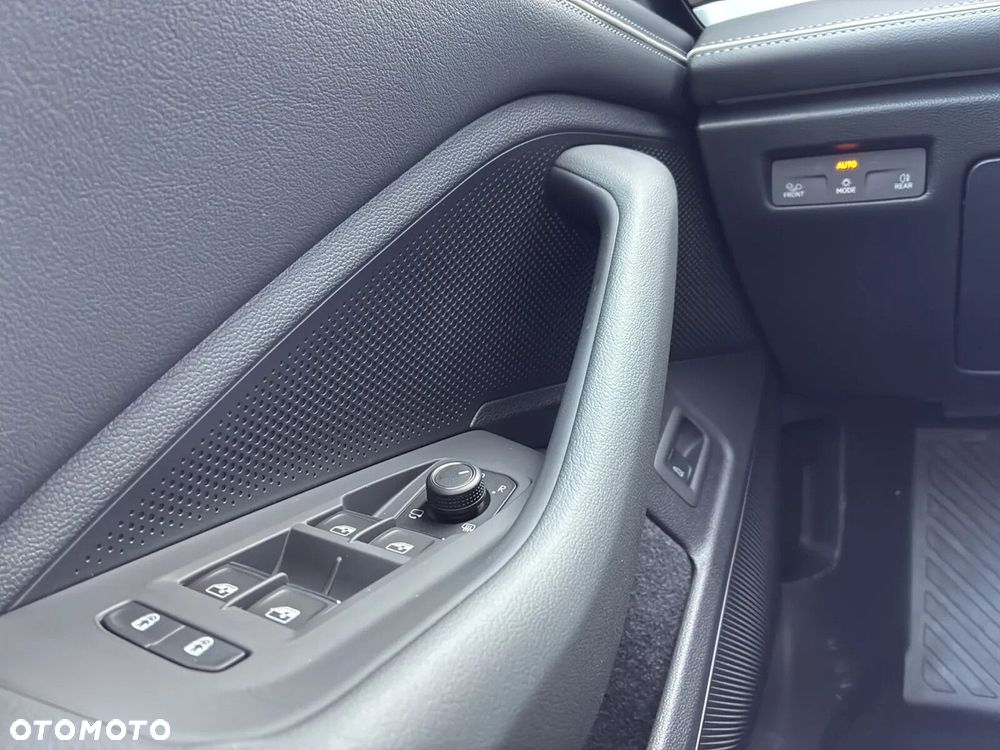 Volkswagen Passat - 18