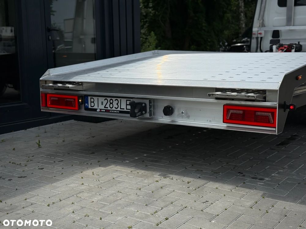 Iveco Daily 35S15 3.0 HPI 150KM / Autolaweta NOWY Najazd Aluminiowy / Wyciągarka + Poduszki Pneumatyczne / 2019 ROK PRODUKCJI / TYLKO 192.327KM PRZEBIEGU ! - 9