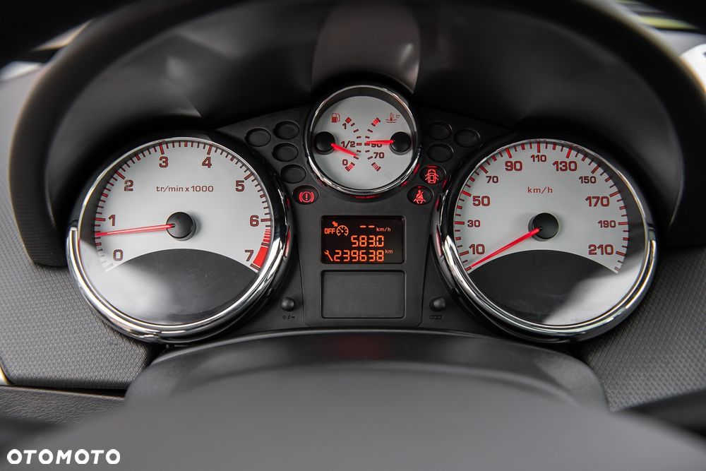 Peugeot 207 1.6 VTi Sporty - 22
