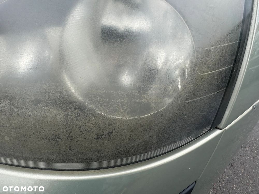 RENAULT THALIA LAMPA LEWA PRZEDNIA LEWY PRZÓD - 9