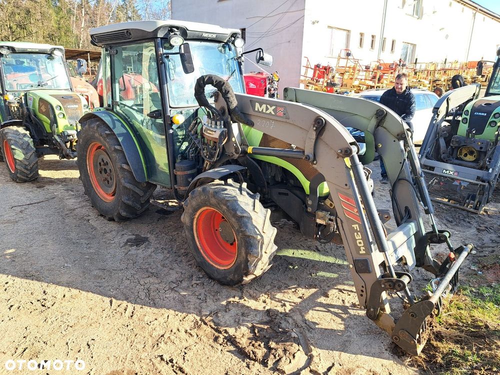 Claas Nexos 240F 4X4 - 4