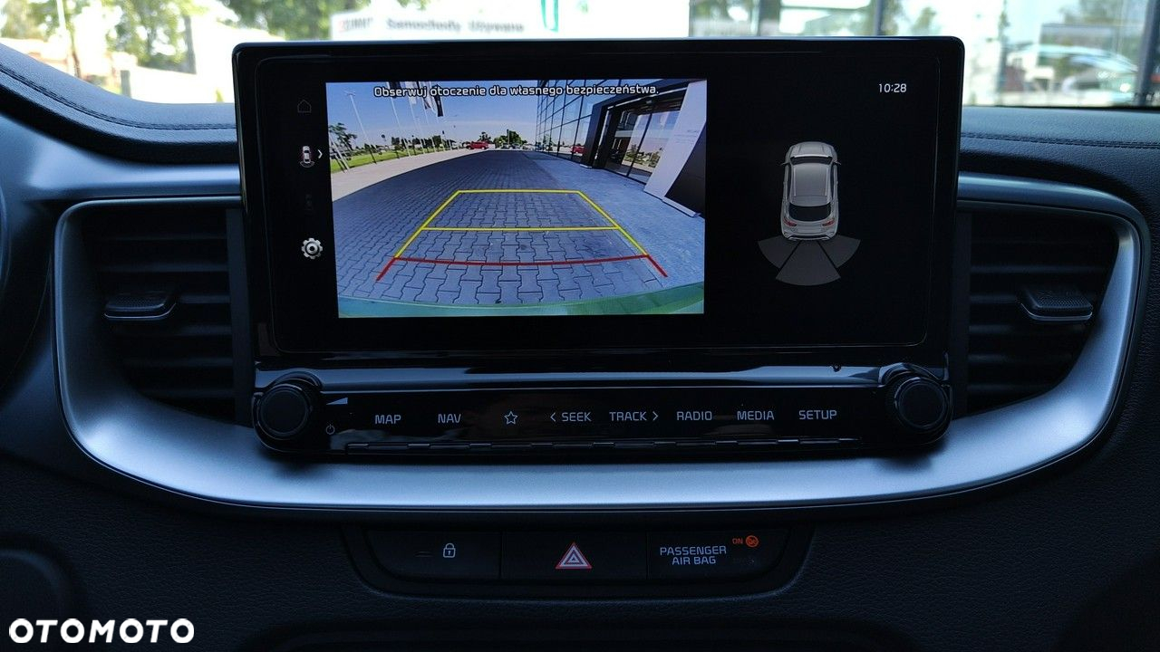 Kia XCeed - 18