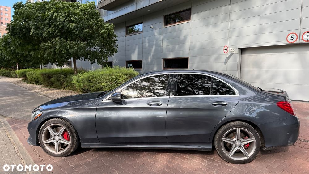 Mercedes-Benz Klasa C 300 7G-TRONIC - 2